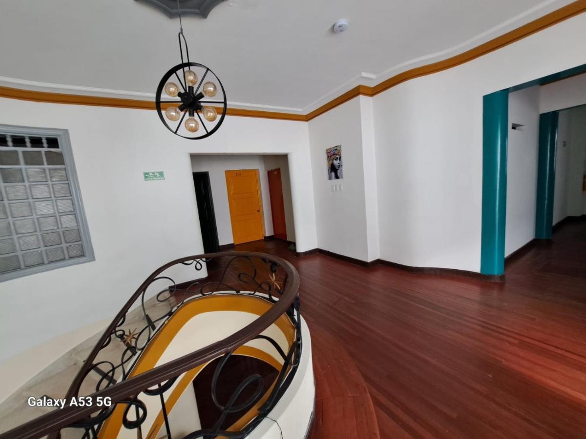 Hotel Jerusalen Prado Медельин Экстерьер фото