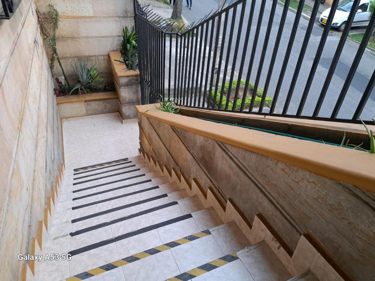 Hotel Jerusalen Prado Медельин Экстерьер фото