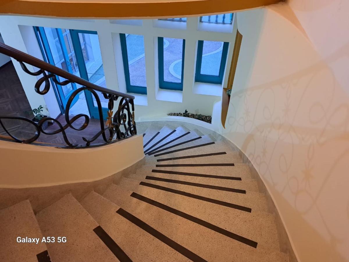Hotel Jerusalen Prado Медельин Экстерьер фото