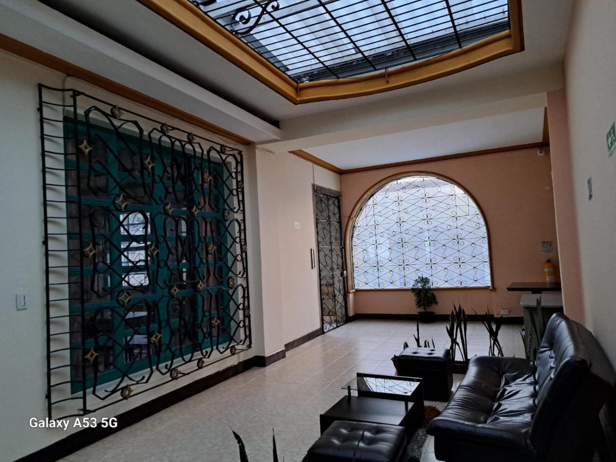 Hotel Jerusalen Prado Медельин Экстерьер фото