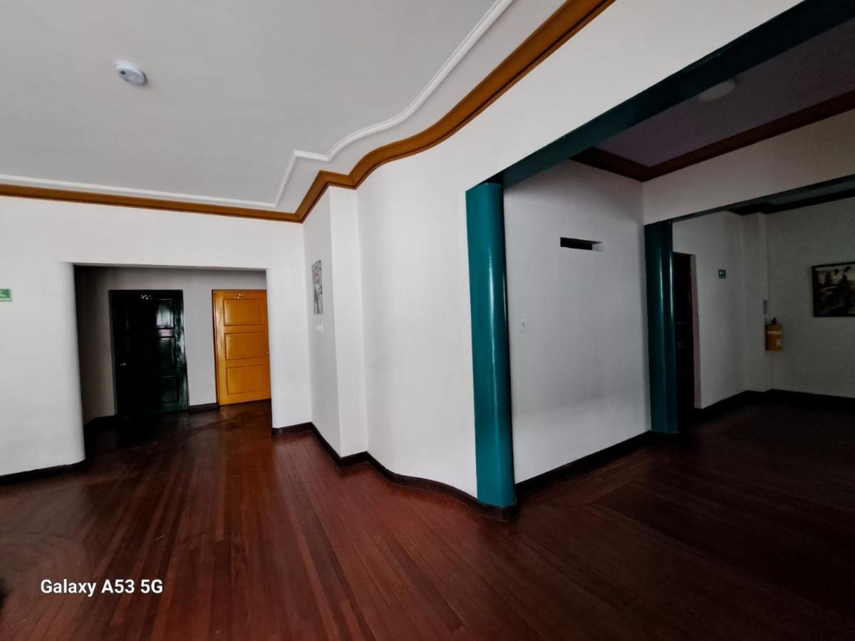 Hotel Jerusalen Prado Медельин Экстерьер фото
