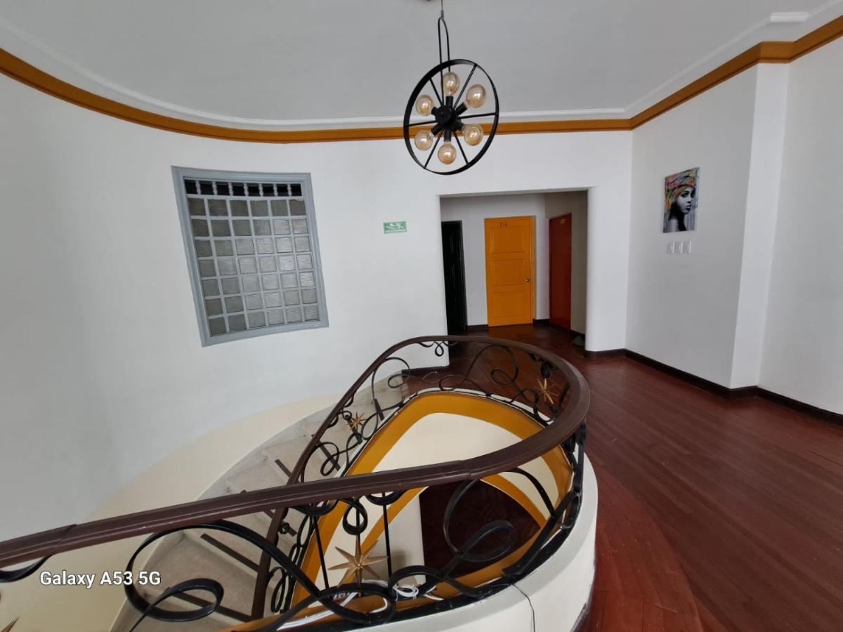 Hotel Jerusalen Prado Медельин Экстерьер фото