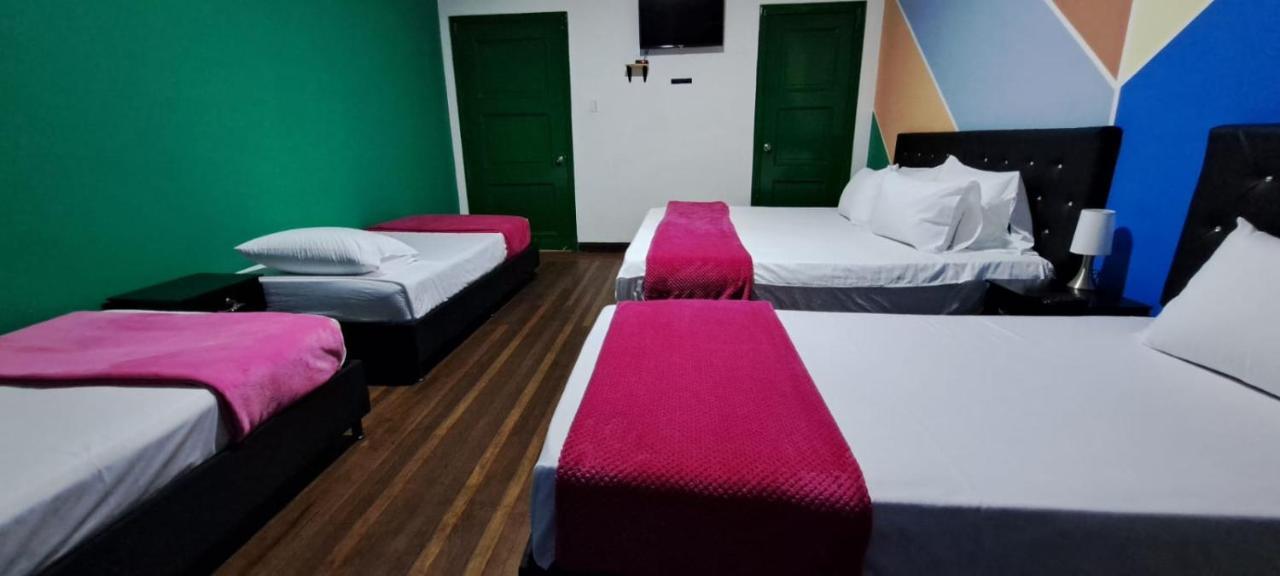 Hotel Jerusalen Prado Медельин Экстерьер фото