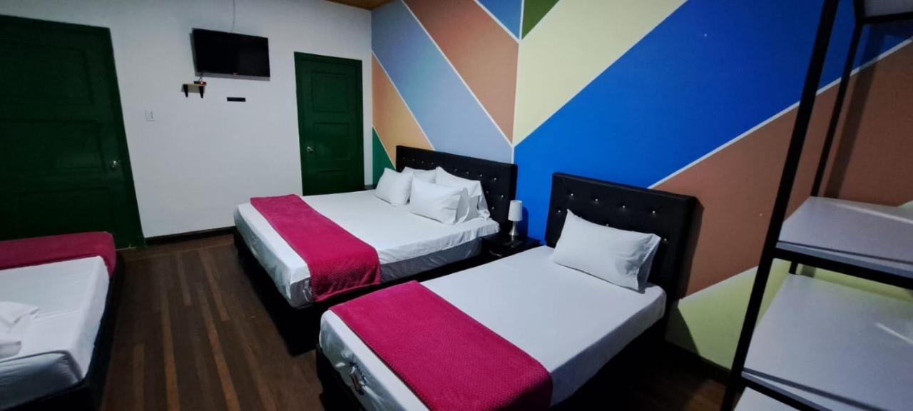 Hotel Jerusalen Prado Медельин Экстерьер фото